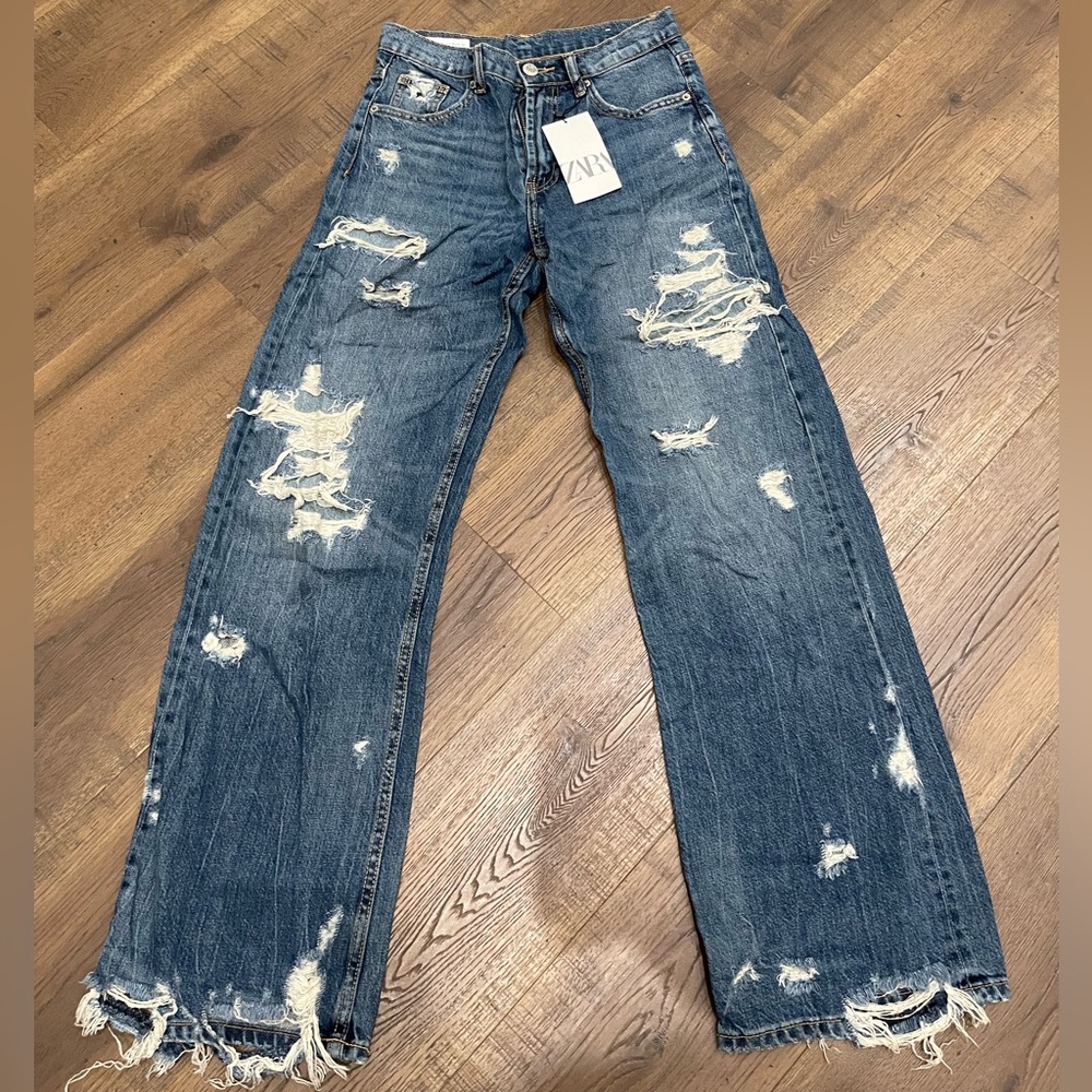 Zara Women's Relaxed Distressed Blue Jeans